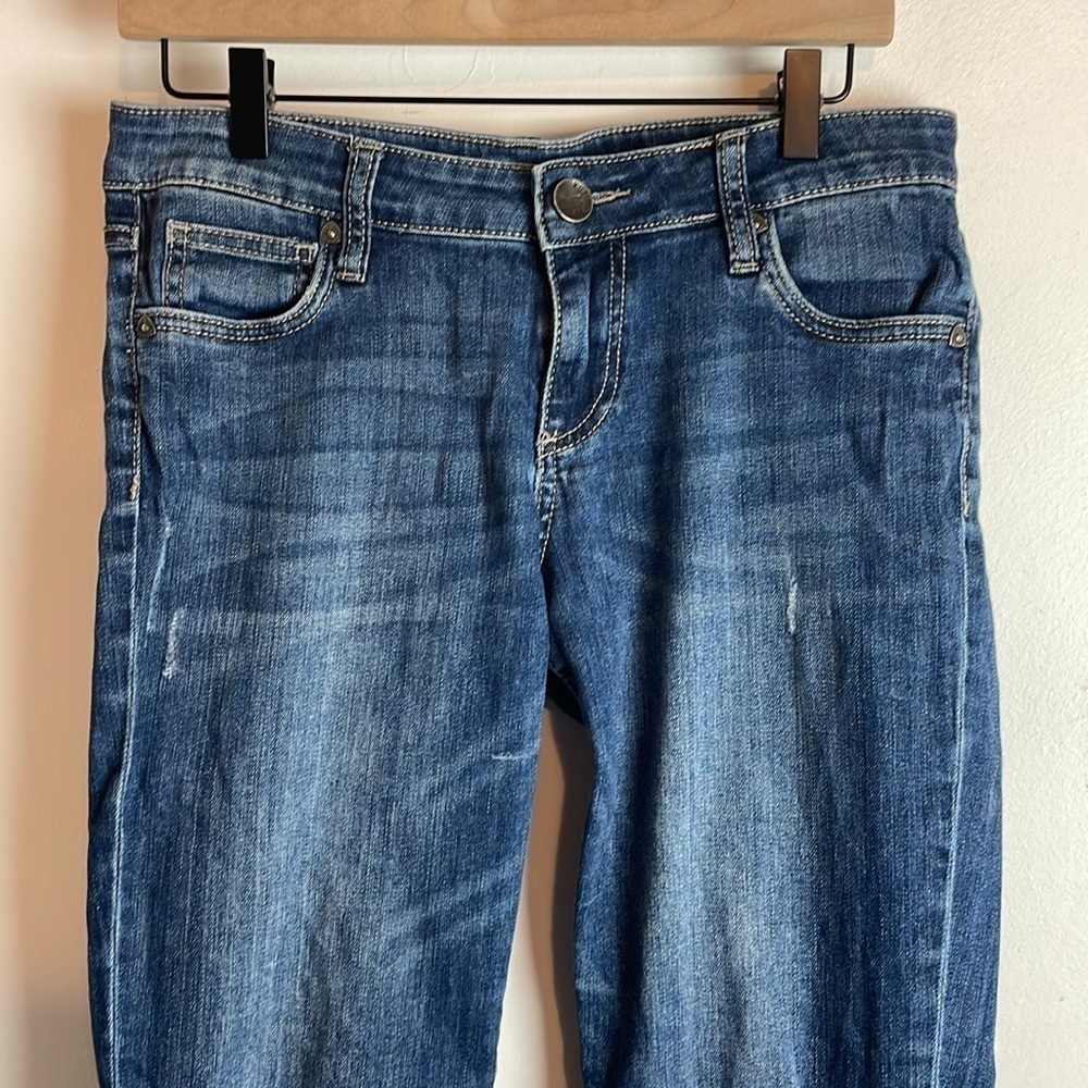 Kut From the Kloth Medium Wash Slightly Distressd Skinny Jeans 6 / 28W 30L - Picture 4 of 10